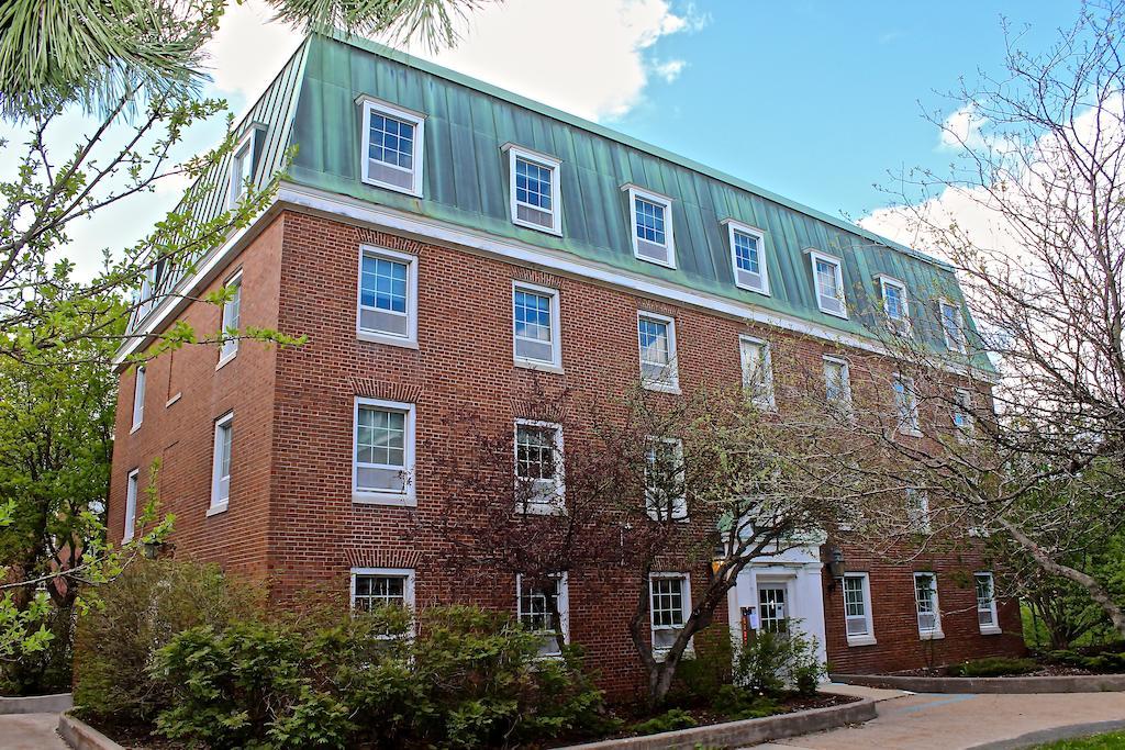 Memorial University St. John's Bagian luar foto