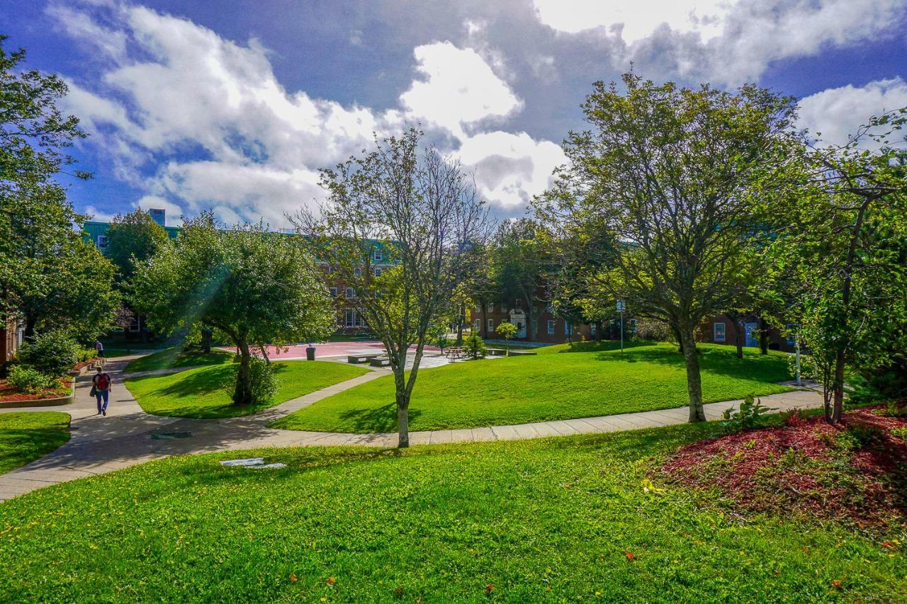 Memorial University St. John's Bagian luar foto